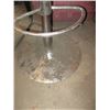 Image 2 : BLACK STOOL