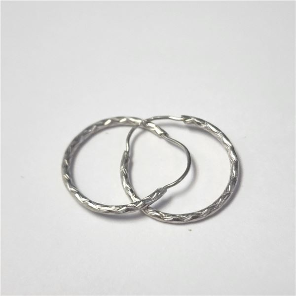 10K  HOOP EARRINGS