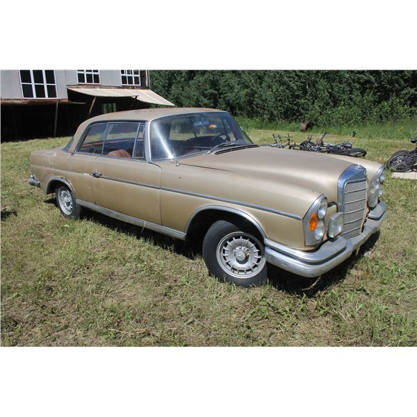 1967 Mercedes, 250 SE, Gold (2 Door), Showing. 22,056 Miles. VIN- 111 021-12088520