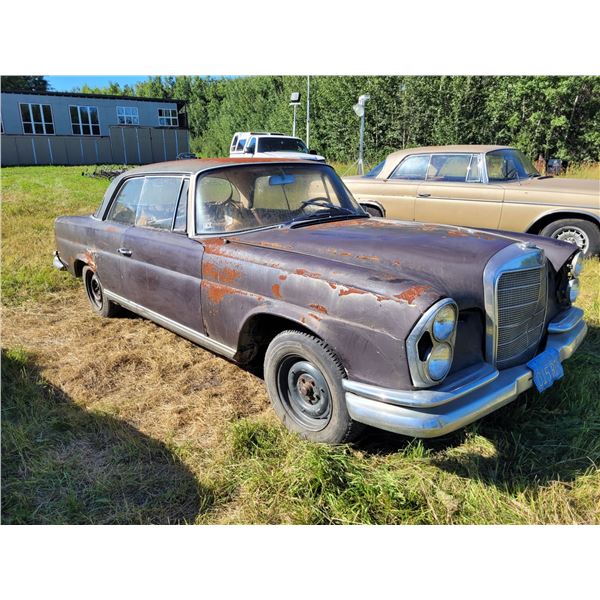 1966 Mercedes, 220 SE,  (2 Door). Approx. 66,155 Miles. VIN- 111 021-10073351