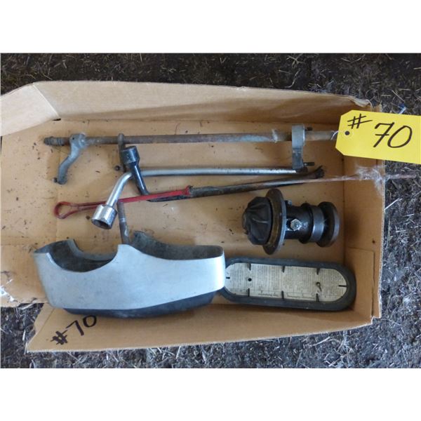 Mercedes Wrenches and Linkage