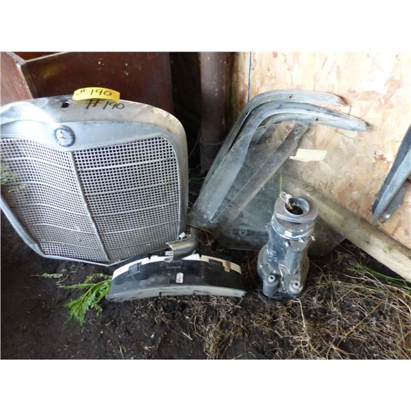 Mercedes Grill, Glass and Trim