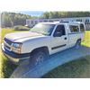 Image 2 : 02/04 Silverado 4x4, Reg. Cab, V8- 5 spd, Canopy, #1GCEK14X44Z253255 (Has Ignition Key & like new sp