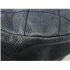 Image 4 : Chanel Navy Blue Quilted Caviar Leather CC Half Round Shoulder Bag