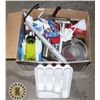 Image 1 : LARGE ESTATE BOX OF KITCHEN ITEMS INCLUDING