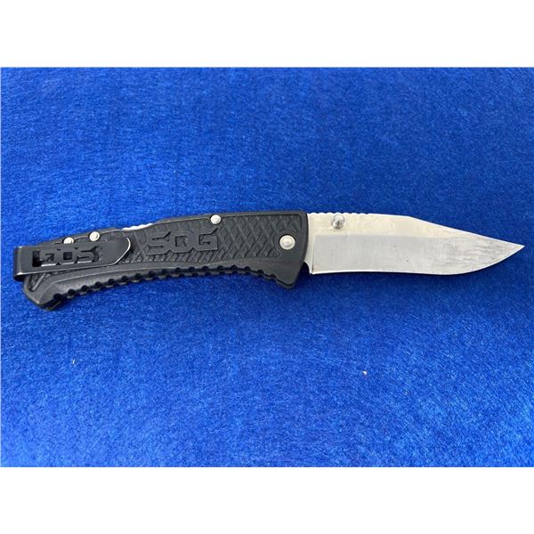 SOG Black Lock Blade folding pocket knife with clip