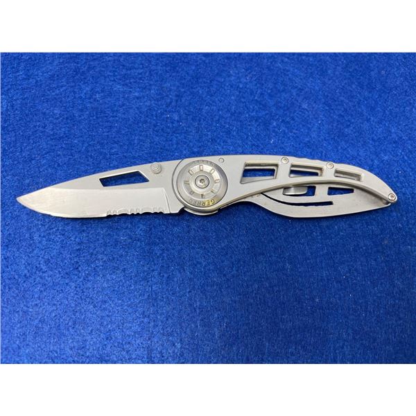 Gerber Silver Lock Blade folding pocket knife with clip model 4660714A