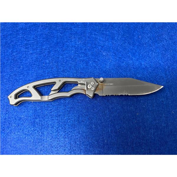 Gerber Black Paraframe Lock Blade folding pocket knife model 4661213A1