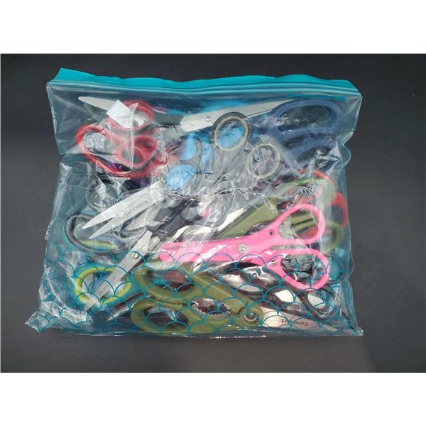Lot of Assorted Scissors