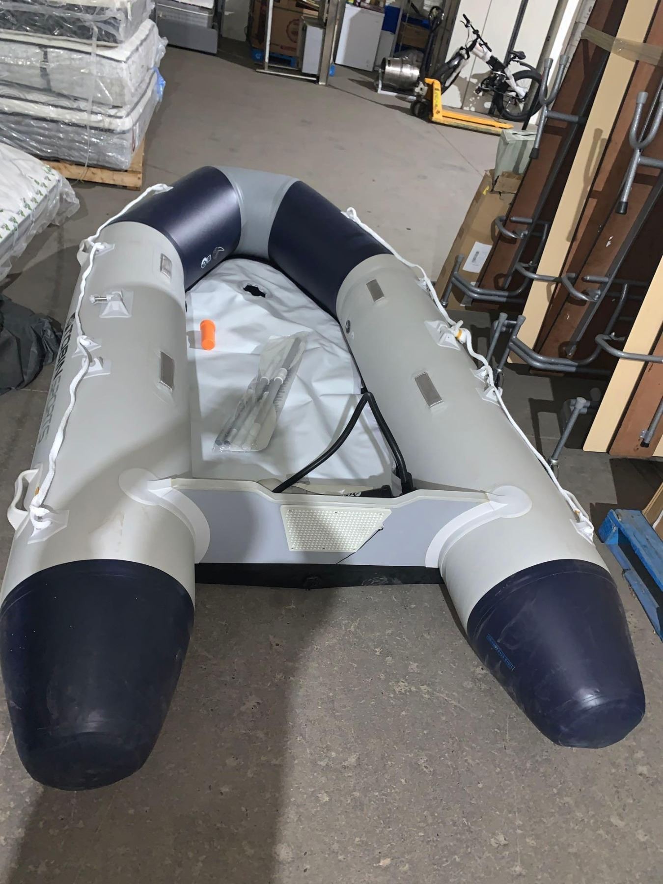 NEW Tobin Sports Inflatable 5 person boat with 15HP Motor Capacity ...