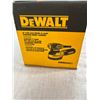 Image 4 : DeWALT 5" Hook & Loop Random Orbit Set