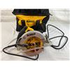 Image 3 : DeWALT 7 1/4" Circular Saw with Bag