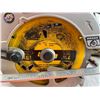 Image 4 : DeWALT 7 1/4" Circular Saw with Bag