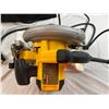 Image 6 : DeWALT 7 1/4" Circular Saw with Bag