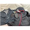 Image 1 : Cabelas Jackets and Dockers Smart Touch Gloves