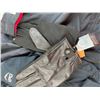 Image 7 : Cabelas Jackets and Dockers Smart Touch Gloves