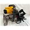 Image 4 : DeWALT 10" Compound Mitre Saw
