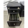 Image 8 : Office Desk/File Cabinets
