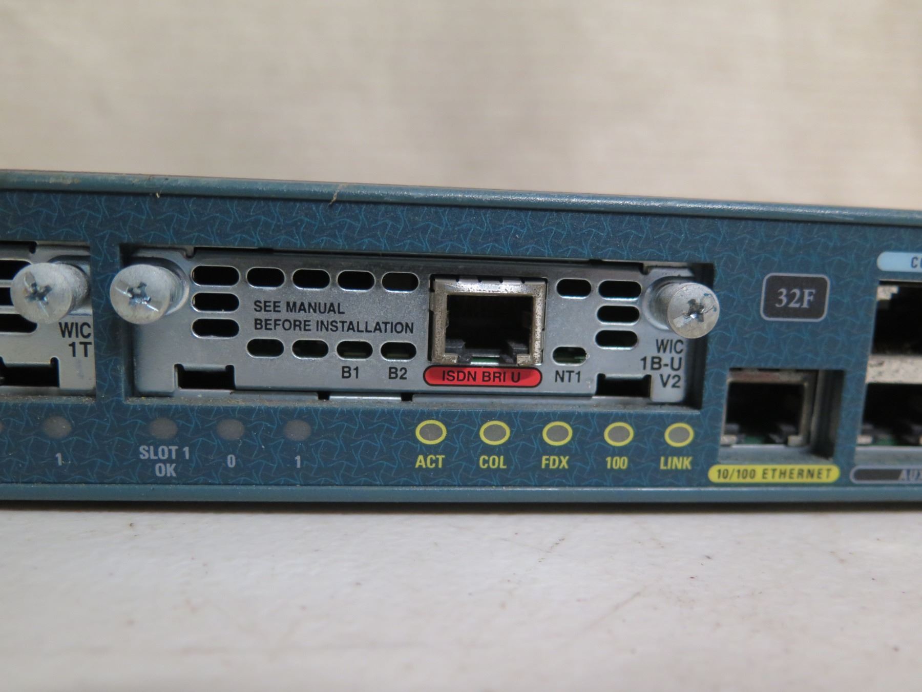 Cisco Systems 1700 Series Modular Access Router Model 1760