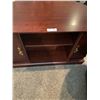 Image 2 : TV Stand 22H x 35W x 21W