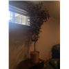 Image 1 : Silk Artificial Tree With Lights 85H x 33W