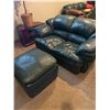 Image 1 : DeCoro Green Leather Love Seat & Ottoman   64Lx42Wx32H