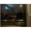 Image 5 : Vizio TV 60"  Model# E7001-B3