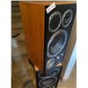 Image 2 : Wharfedale E.Fifty Speakers   26Hx13.5Wx13,5L