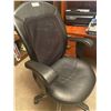 Image 2 : Mesh Black Swivel Chair