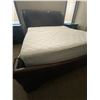 Image 5 : Leather King Size Bedframe w/ Mattress