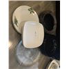 Image 1 : Assorted Plates