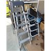 Image 1 : Ladders & Stools
