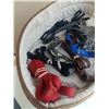 Image 8 : DOG BED, COLLARS, LEASHES AND DOG CLOTHES