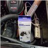 Image 2 : FOLDING CRATE WITH MICRO SHOP VAC WORKING WITH GOODYEAR CASE, WIRELESS CONTROLLER CHARGE, SPIRAL TIE
