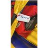 Image 2 : 32" X 54" INFLATABLE BOAT WITH DOUBLE ENDED PADDLE AND LIFE JACKET