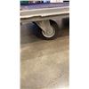 Image 2 : 4 WHEEL CART WITH FOLDING HANDLE