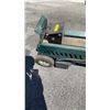 Image 2 : GREEN PNEUMATIC LOG SPLIITER TESTED WORKING