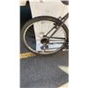Image 2 : GREY TECH PRO BIKE