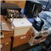 Image 8 : PALLET OF DEFECTIVE STORE RETURN ITEMS