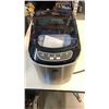 Image 2 : IGLOO ICE MAKER WORKING