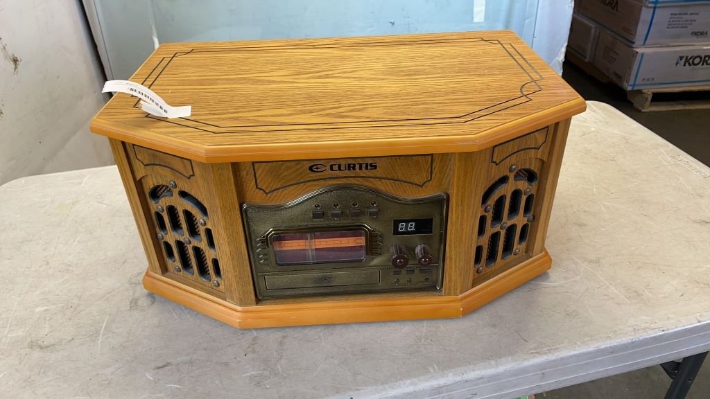 CURTIS RECORD PLAYER RADIO