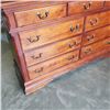 Image 8 : 9 DRAWER SUMTER FURNITURE DRESSER
