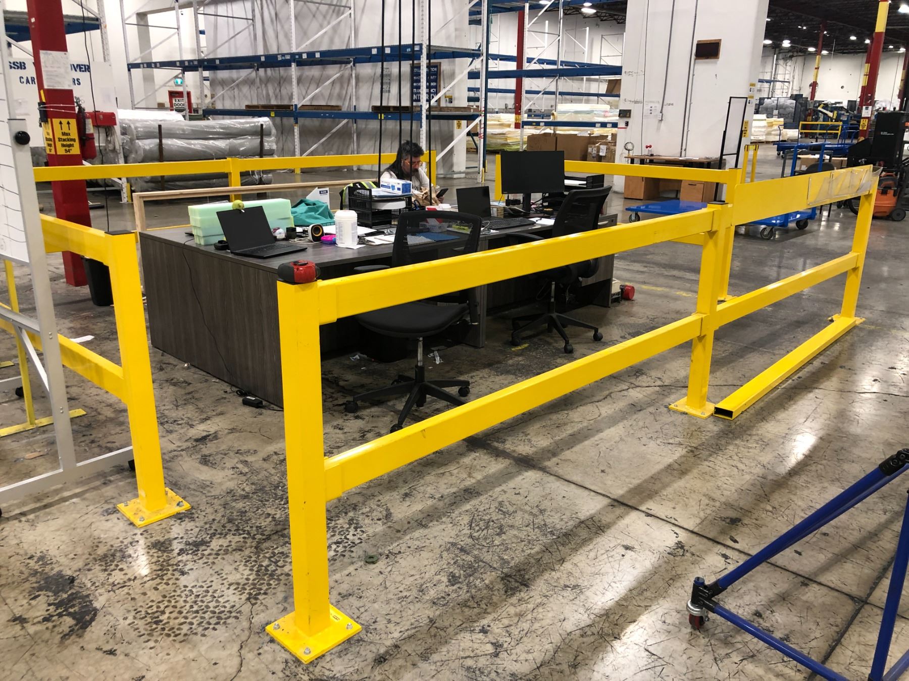 Uline - Light Duty Guard Rails - includes 12 vertical pcs (3ft. 6in ...