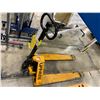 Image 2 : Lift-Rite - Standard fork Pallet truck/Pallet Jack