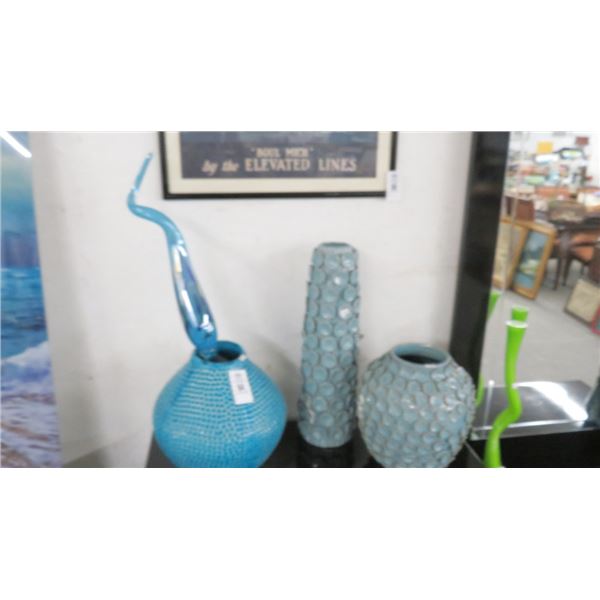 Decorative Glass Vases & Décor