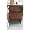 Image 1 : Mahogany 2 Shelf DeskTopper w/Cabinet