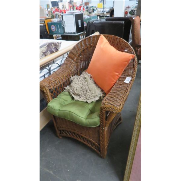 Wicker Chair w/Pillows