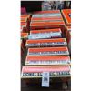 Image 1 : 10-Lionel Train Cars - 10 X $