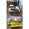 Image 1 : 9-Lionel Train Cars - 9 X $