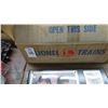 Image 1 : Lionel Train Tracks & Train Forms